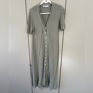 Zara Olive Button-Front Midi Dress 🩶